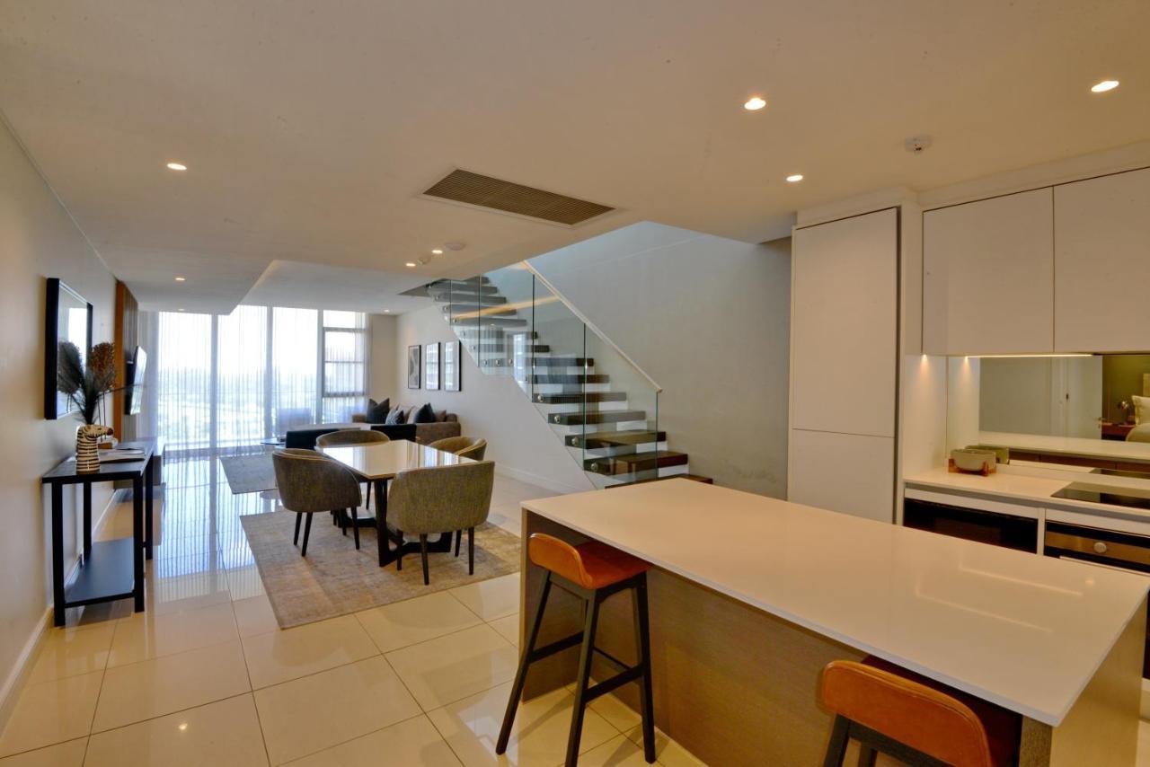 The Houghton Hotel, Spa, Wellness & Golf Joanesburgo Exterior foto A kitchen in a condominium