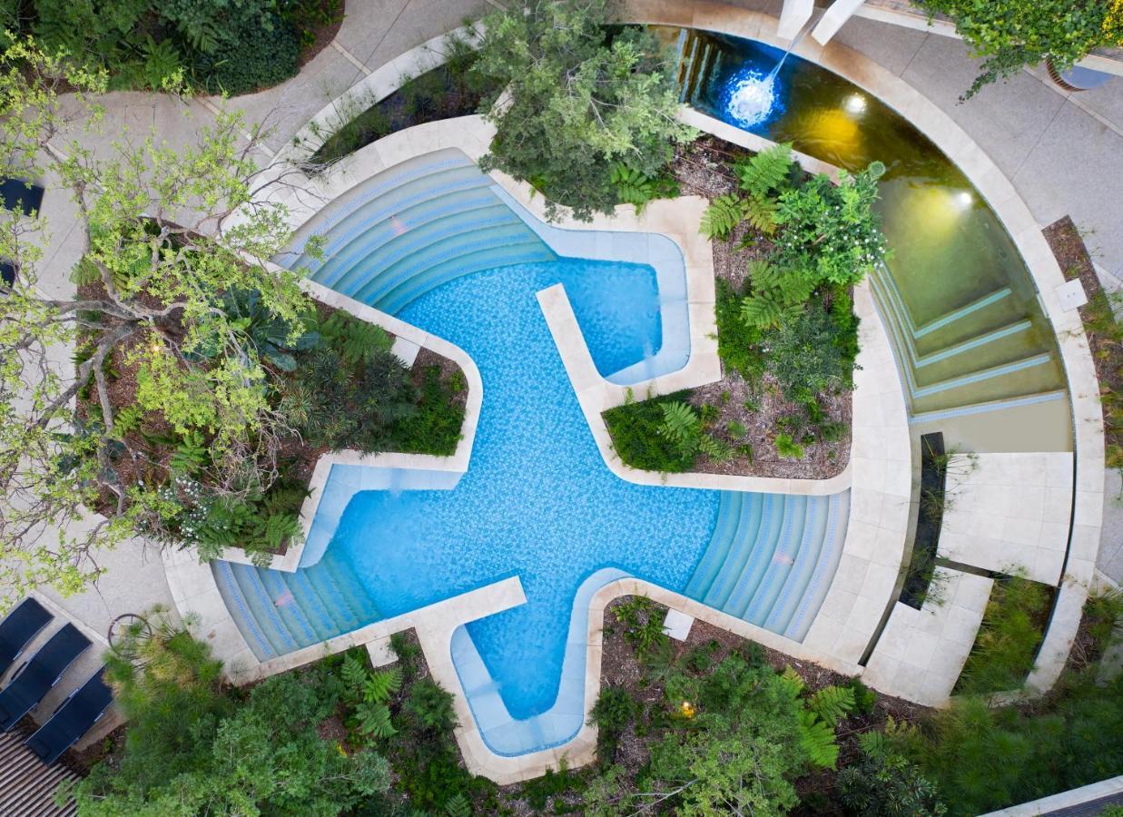 The Houghton Hotel, Spa, Wellness & Golf Joanesburgo Exterior foto The Star of Texas
